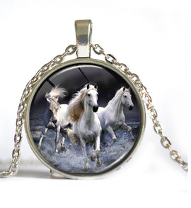 Pentium Horses Fashion Necklace